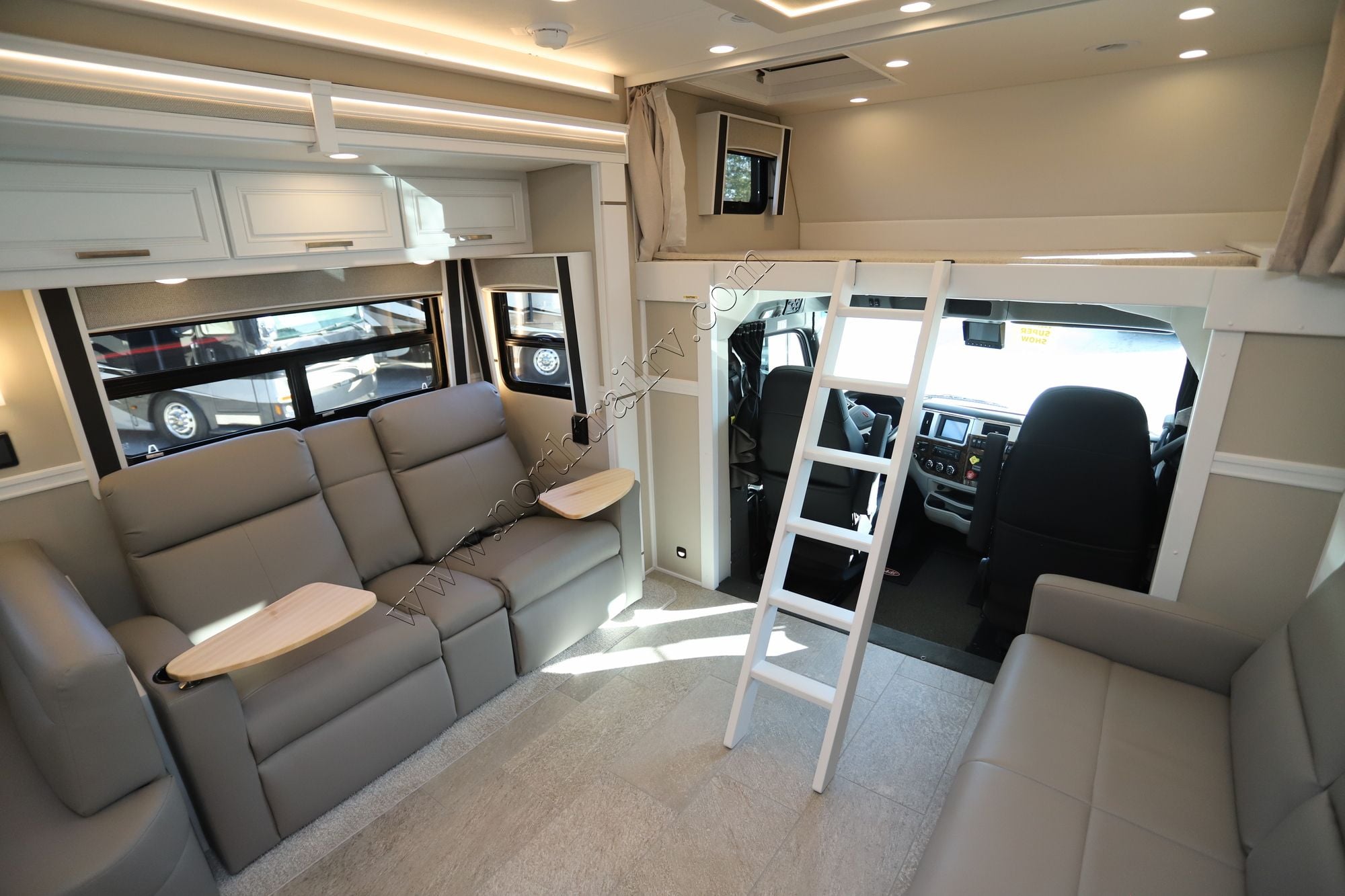 New 2026 Renegade Rv Classic 45CMR Super C  For Sale