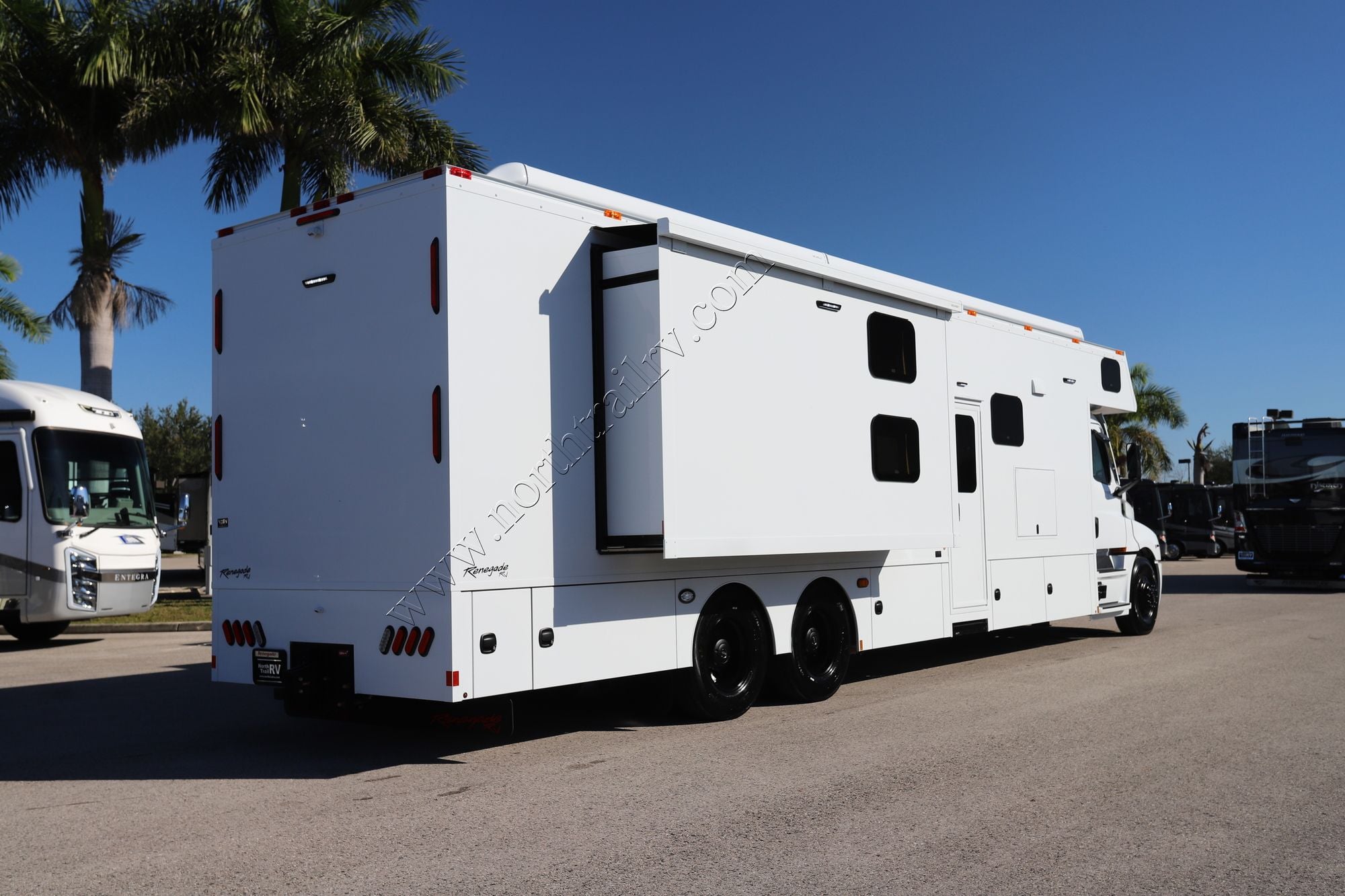 New 2026 Renegade Rv Classic 45CBF Super C  For Sale