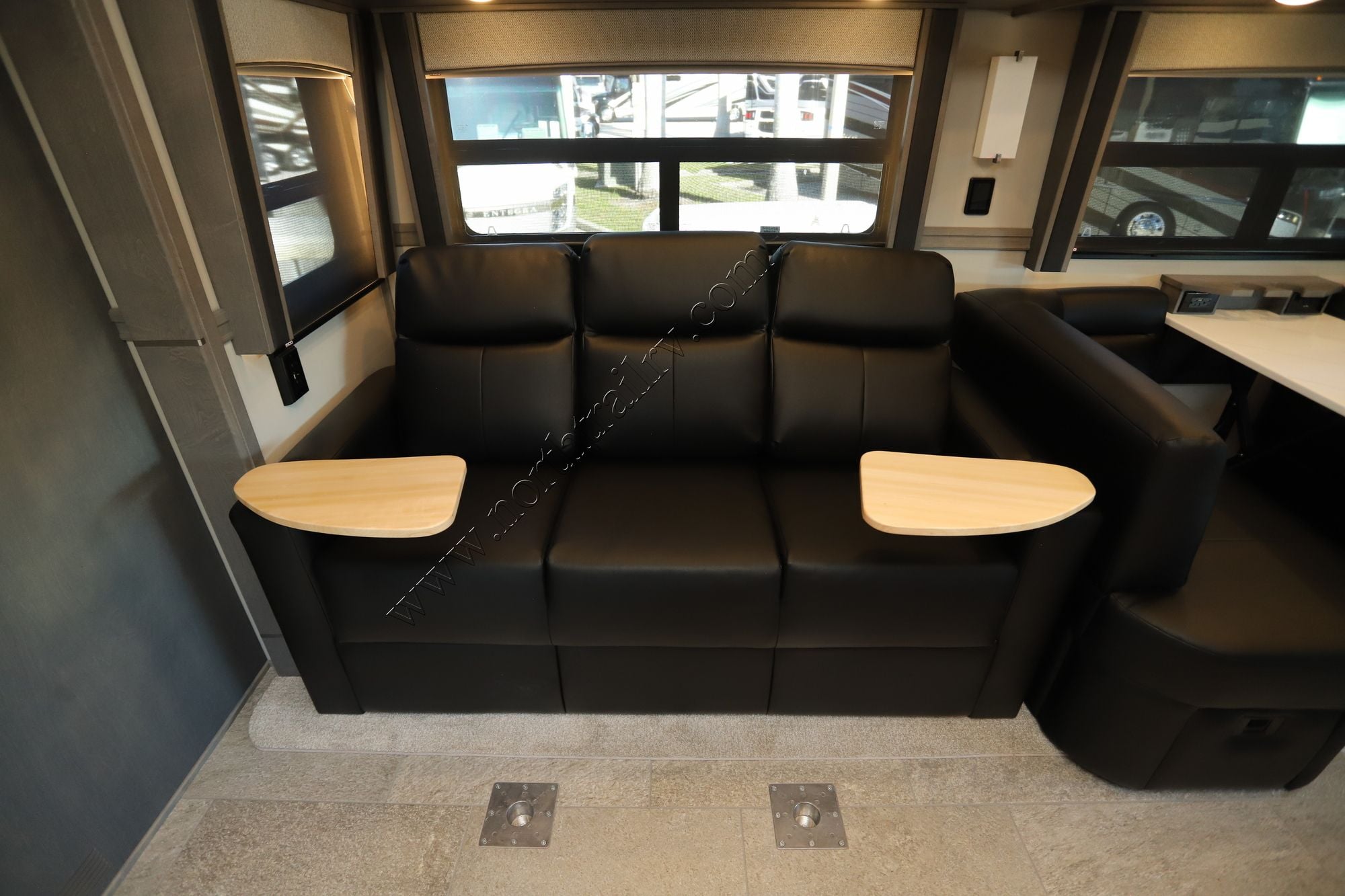 New 2026 Renegade Rv Classic 45CBF Super C  For Sale