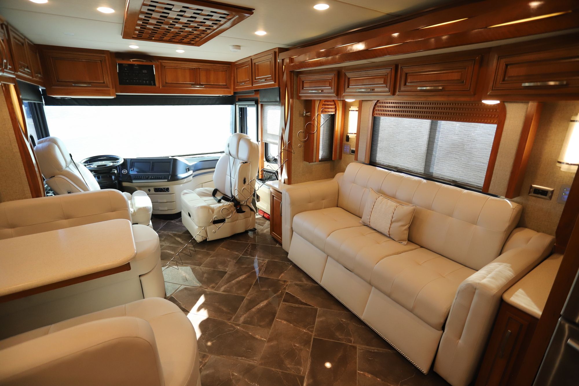 Used 2018 Newmar New Aire 3341 Class A  For Sale