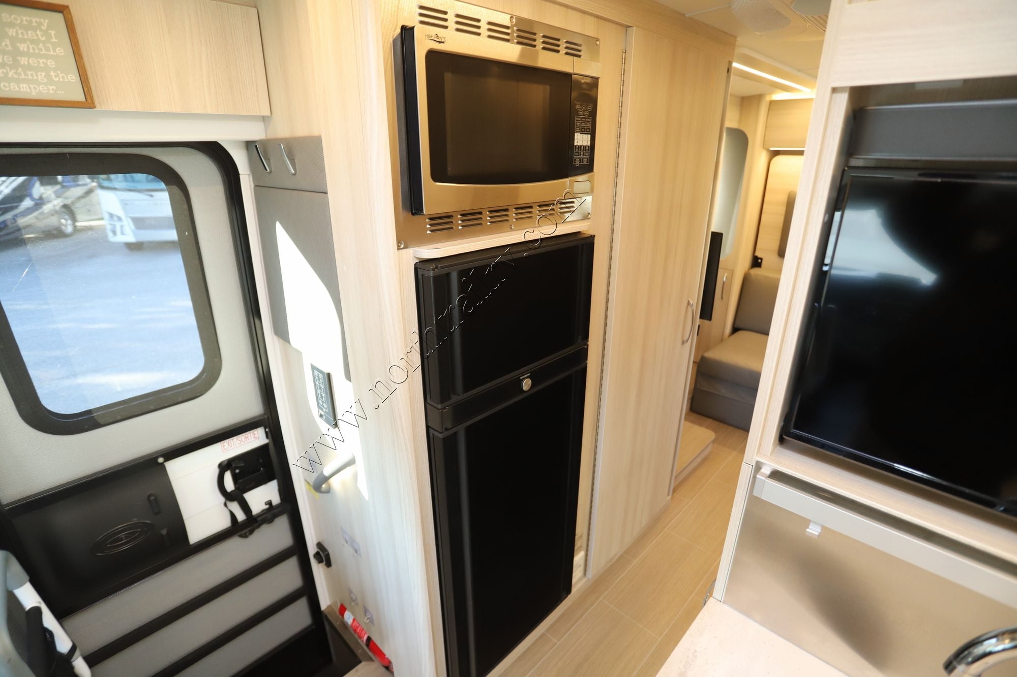 Used 2021 Leisure Van Wonder 24MB Class C  For Sale