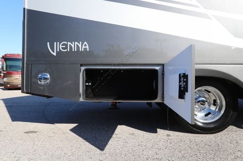 2026 Renegade Rv Vienna 25FWC