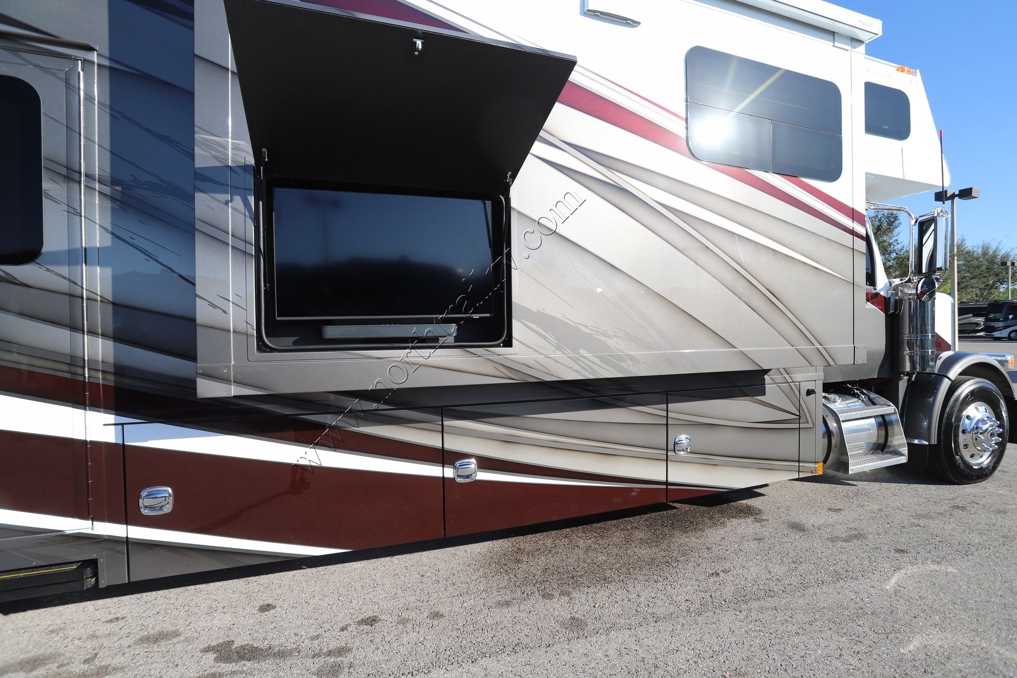 New 2026 Renegade Rv Classic 45CMR Super C  For Sale