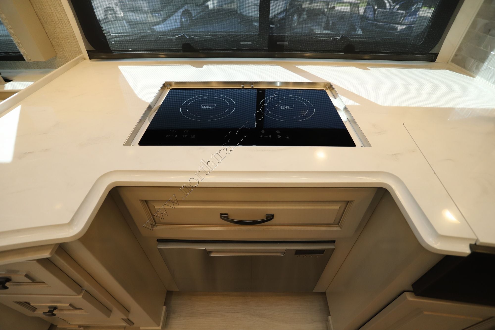 Used 2023 Newmar Dutch Star 4325 Class A  For Sale