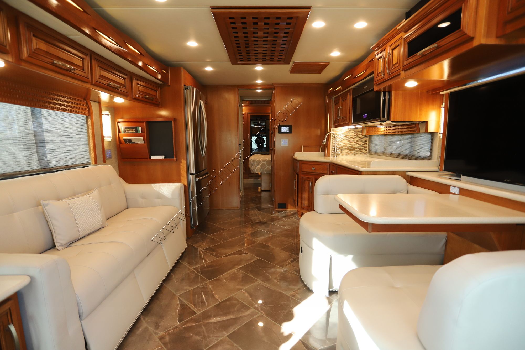 Used 2018 Newmar New Aire 3341 Class A  For Sale