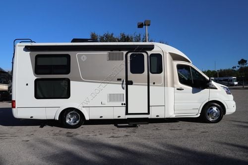 2021 Leisure Van Wonder 24MB