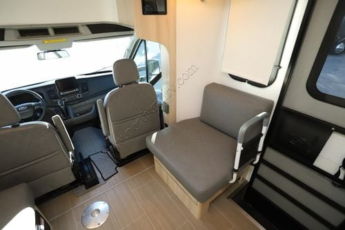 2021 Leisure Van Wonder 24MB