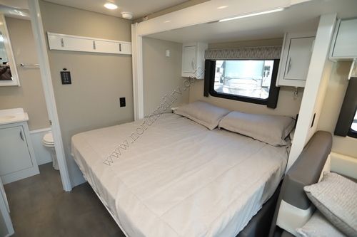 2026 Renegade Rv Vienna 25FWC