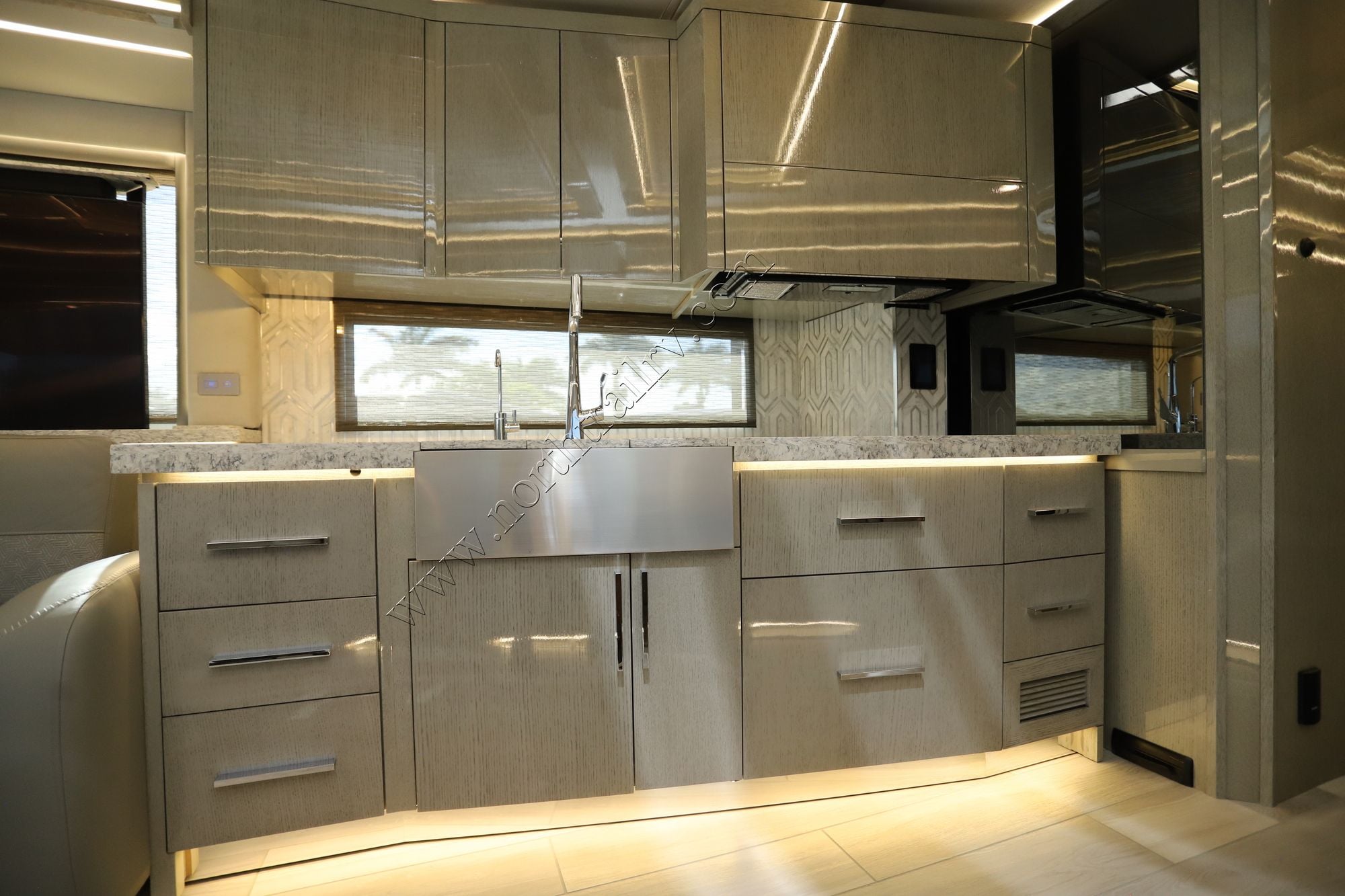 Used 2023 Newmar King Aire 4531 Class A  For Sale