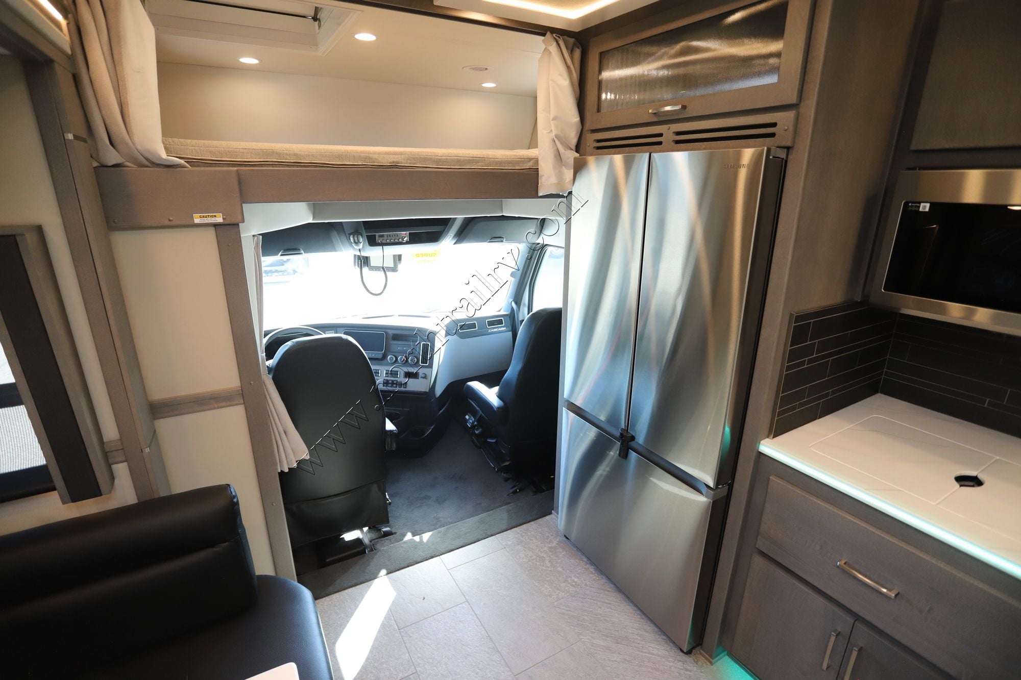 New 2026 Renegade Rv Classic 45CBF Super C  For Sale