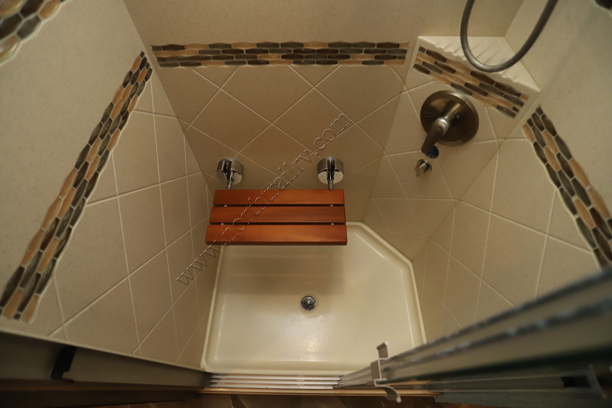 Used 2018 Newmar New Aire 3341 Class A  For Sale