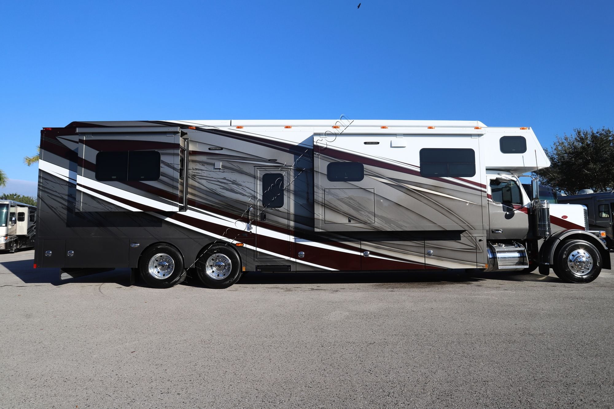 New 2026 Renegade Rv Classic 45CMR Super C  For Sale