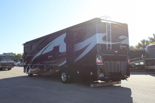 2019 Fleetwood Discovery Lxe 40D