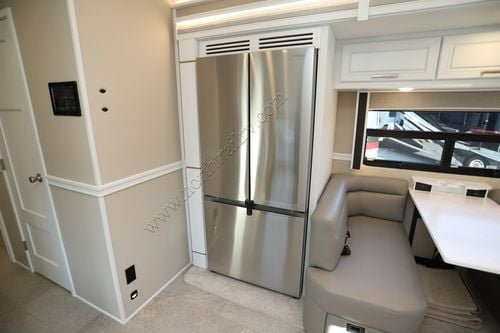 2026 Renegade Rv Classic 45CMR Super C