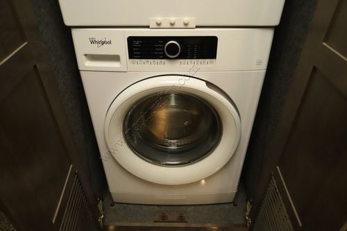 2019 Fleetwood Discovery Lxe 40D