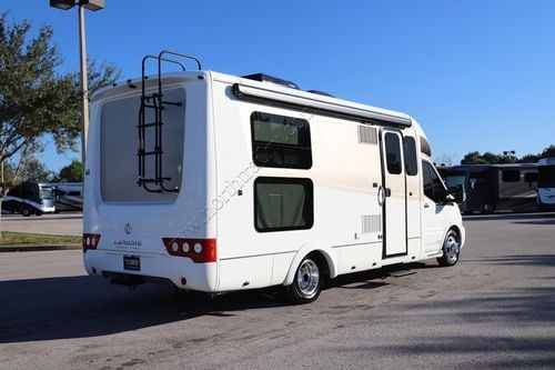 2021 Leisure Van Wonder 24MB