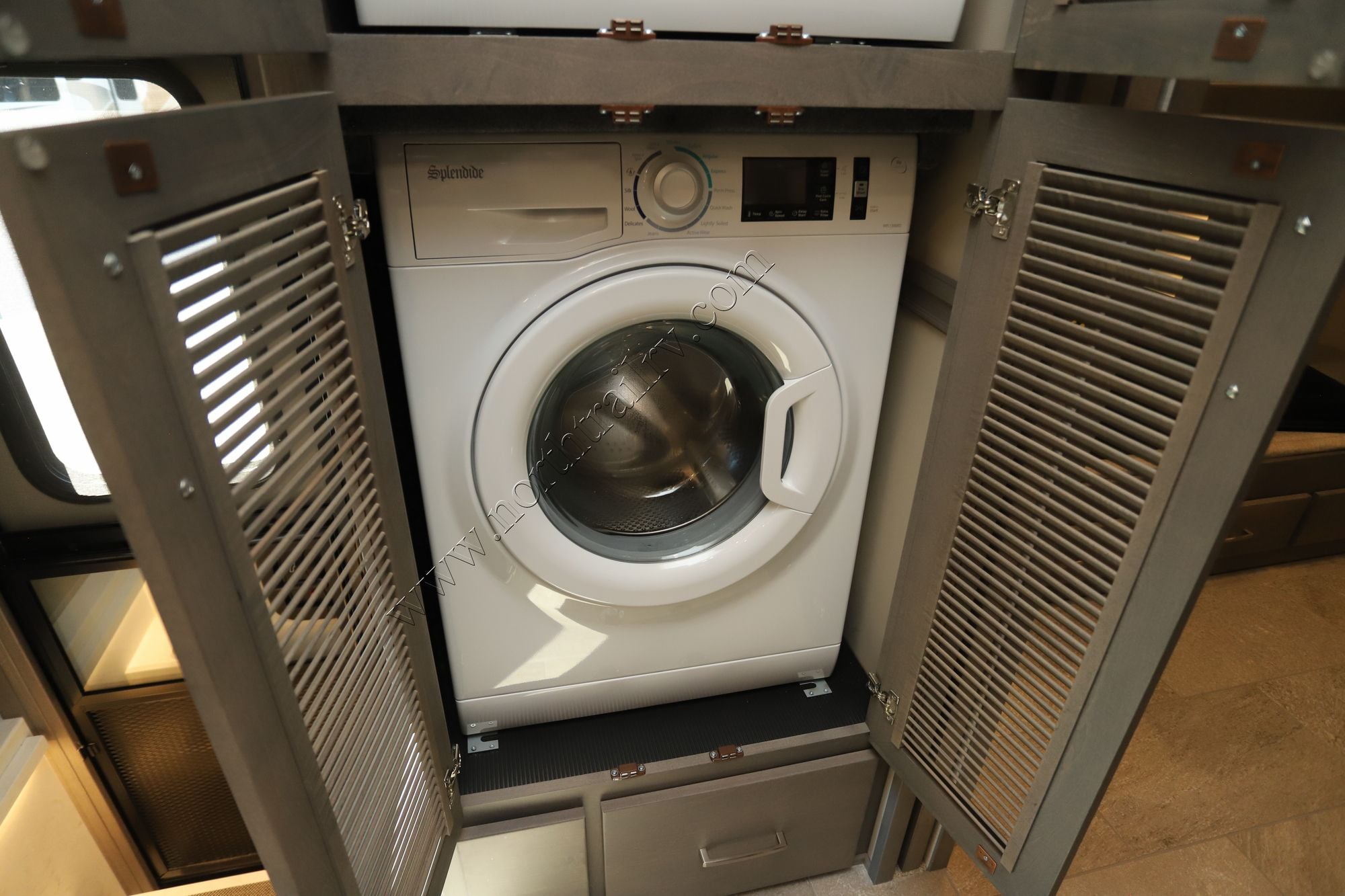 New 2026 Renegade Rv Classic 45CBF Super C  For Sale