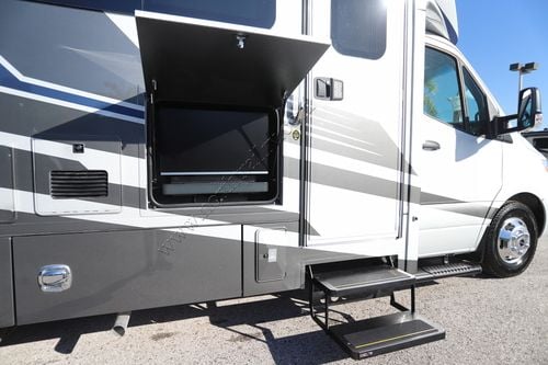 2026 Renegade Rv Vienna 25FWC