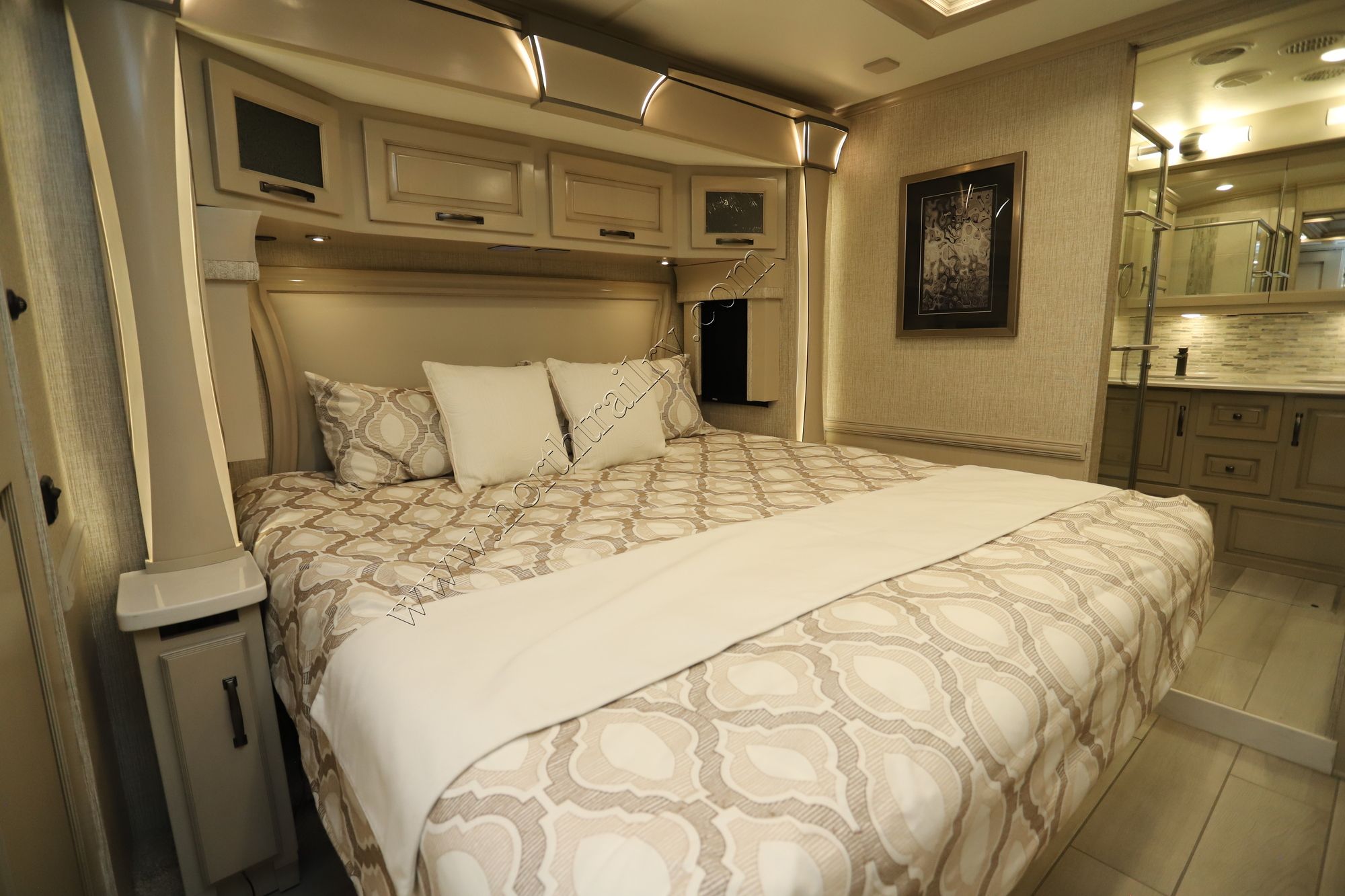 Used 2023 Newmar Dutch Star 4325 Class A  For Sale