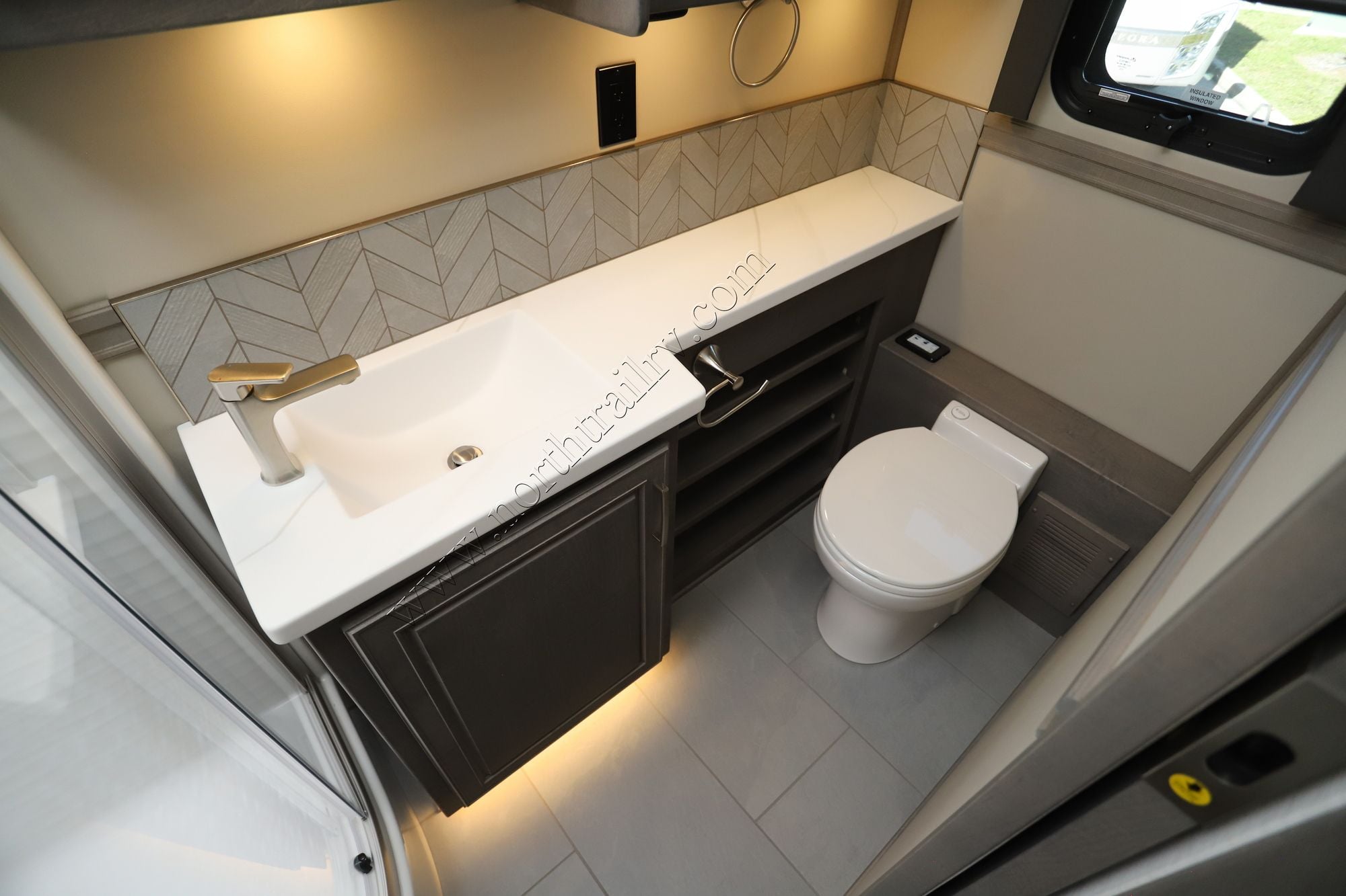 New 2026 Renegade Rv Verona Le 40LRB Super C  For Sale