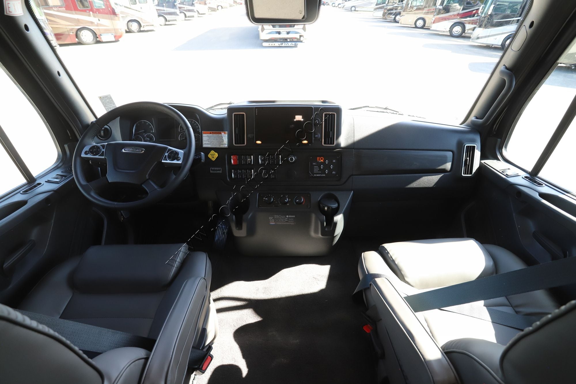 New 2026 Renegade Rv Verona Le 40LRB Super C  For Sale