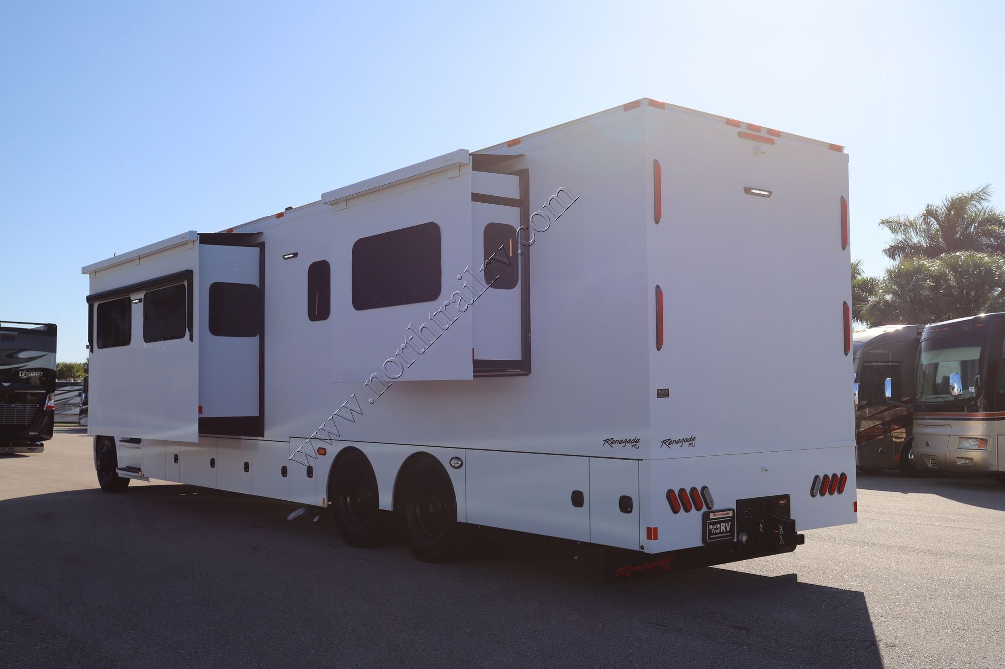 New 2026 Renegade Rv Classic 45CBF Super C  For Sale
