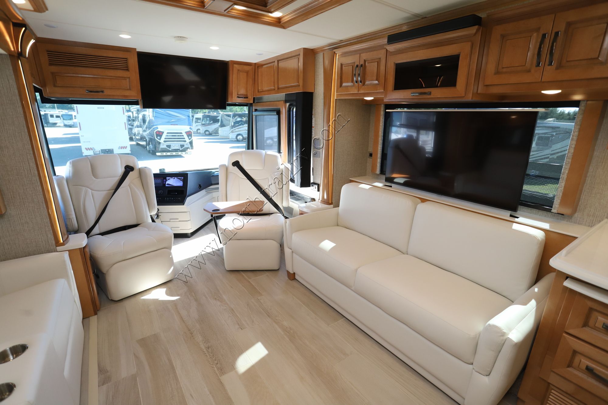 Used 2024 Newmar Dutch Star 4369 Class A  For Sale