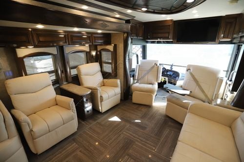 2018 Newmar London Aire 4531