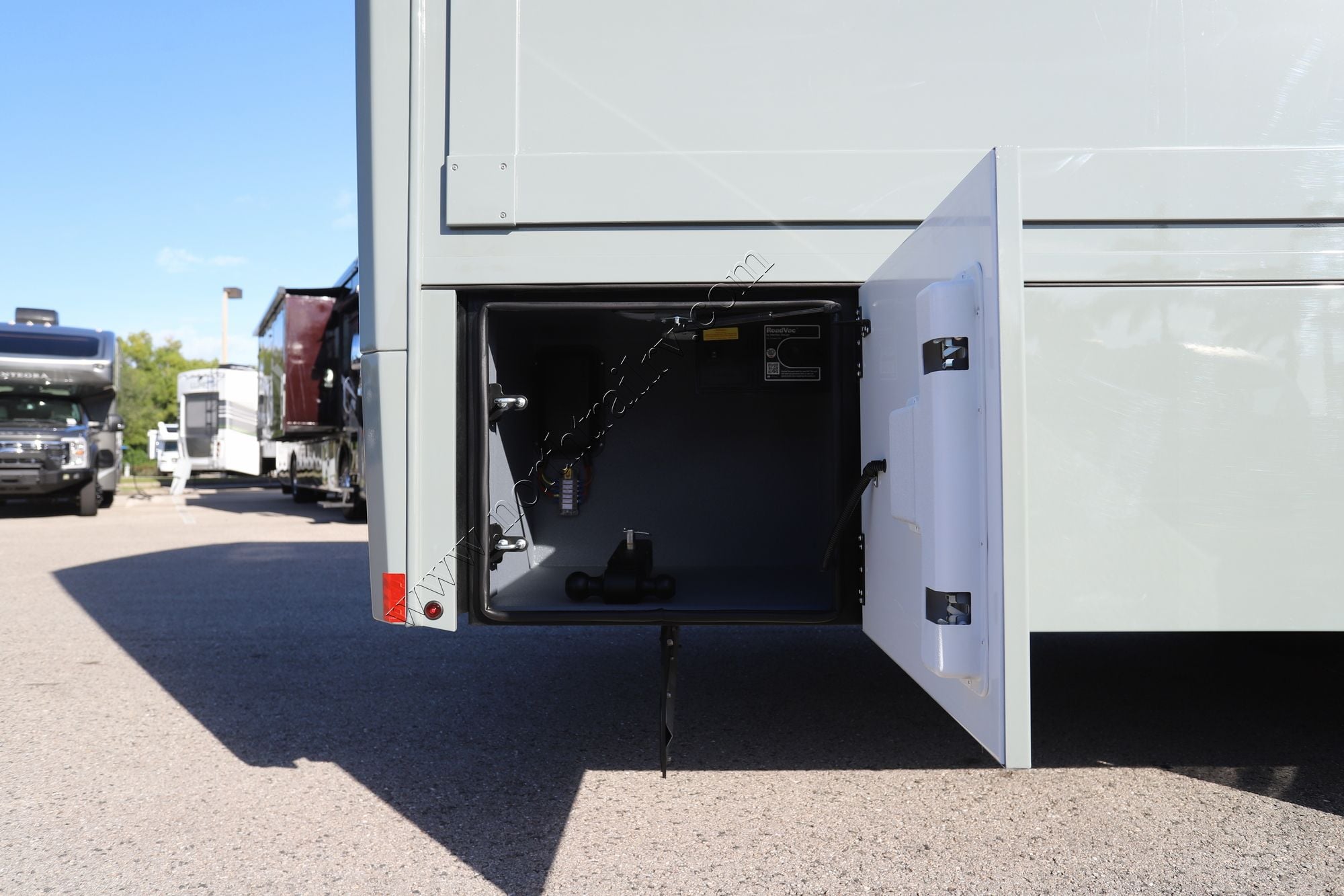 New 2026 Renegade Rv Verona Le 40LBH Super C  For Sale