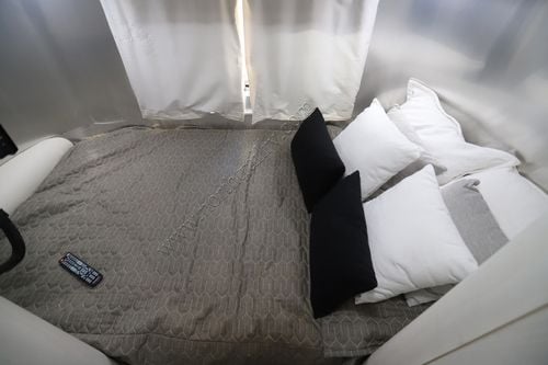 2019 Airstream Bambi 16 RB SPORT Travel Trailer