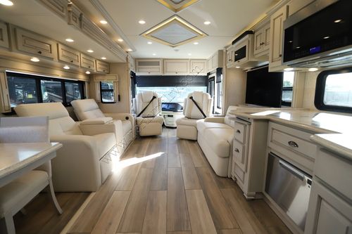 2022 Newmar Dutch Star 4081