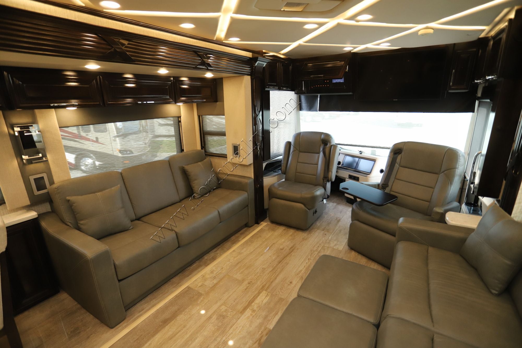 Used 2021 Newmar Mountain Aire 4535 Class A  For Sale