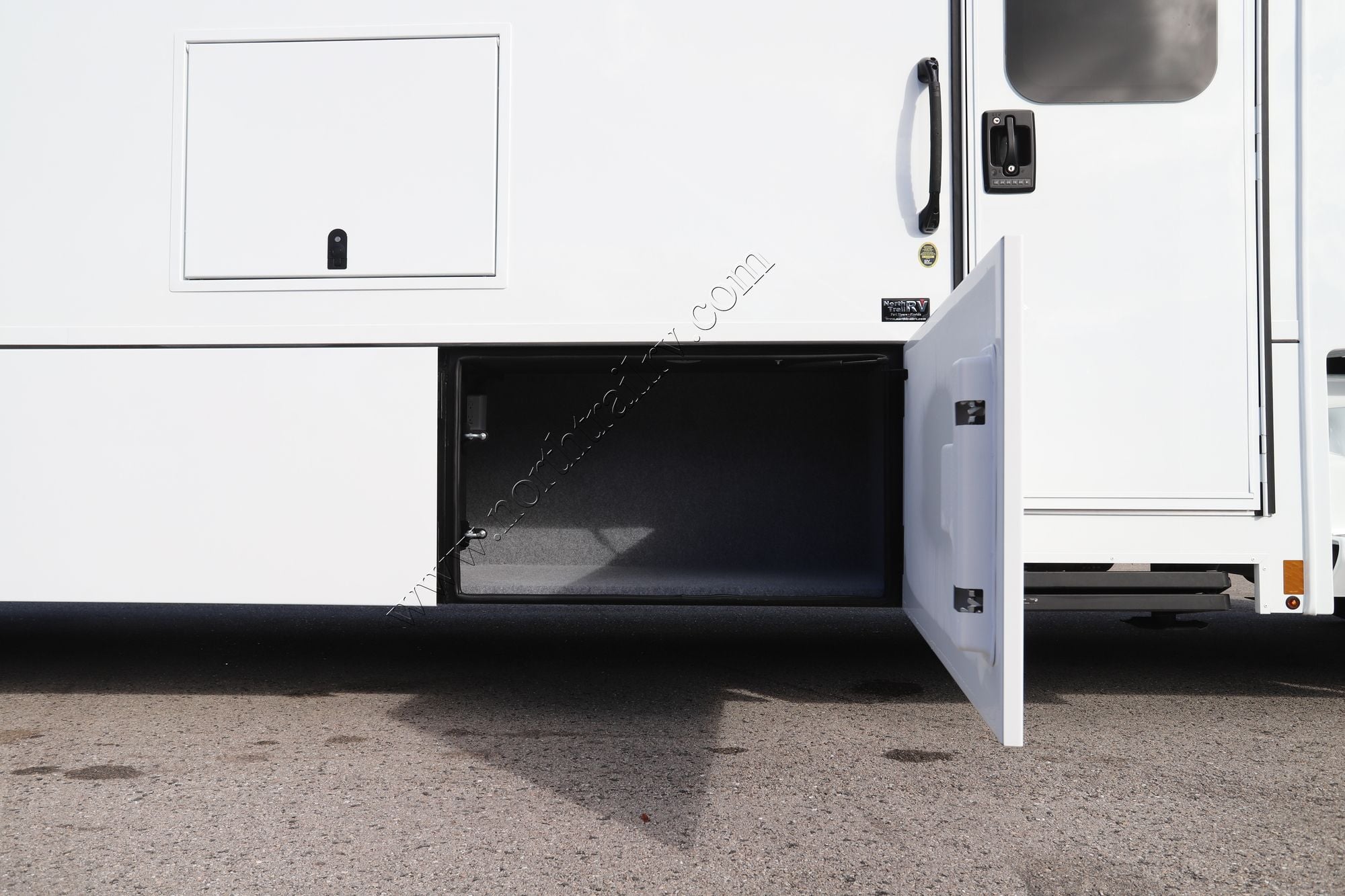 New 2026 Renegade Rv Verona 40VBH Super C  For Sale