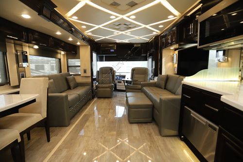 2021 Newmar Mountain Aire 4535