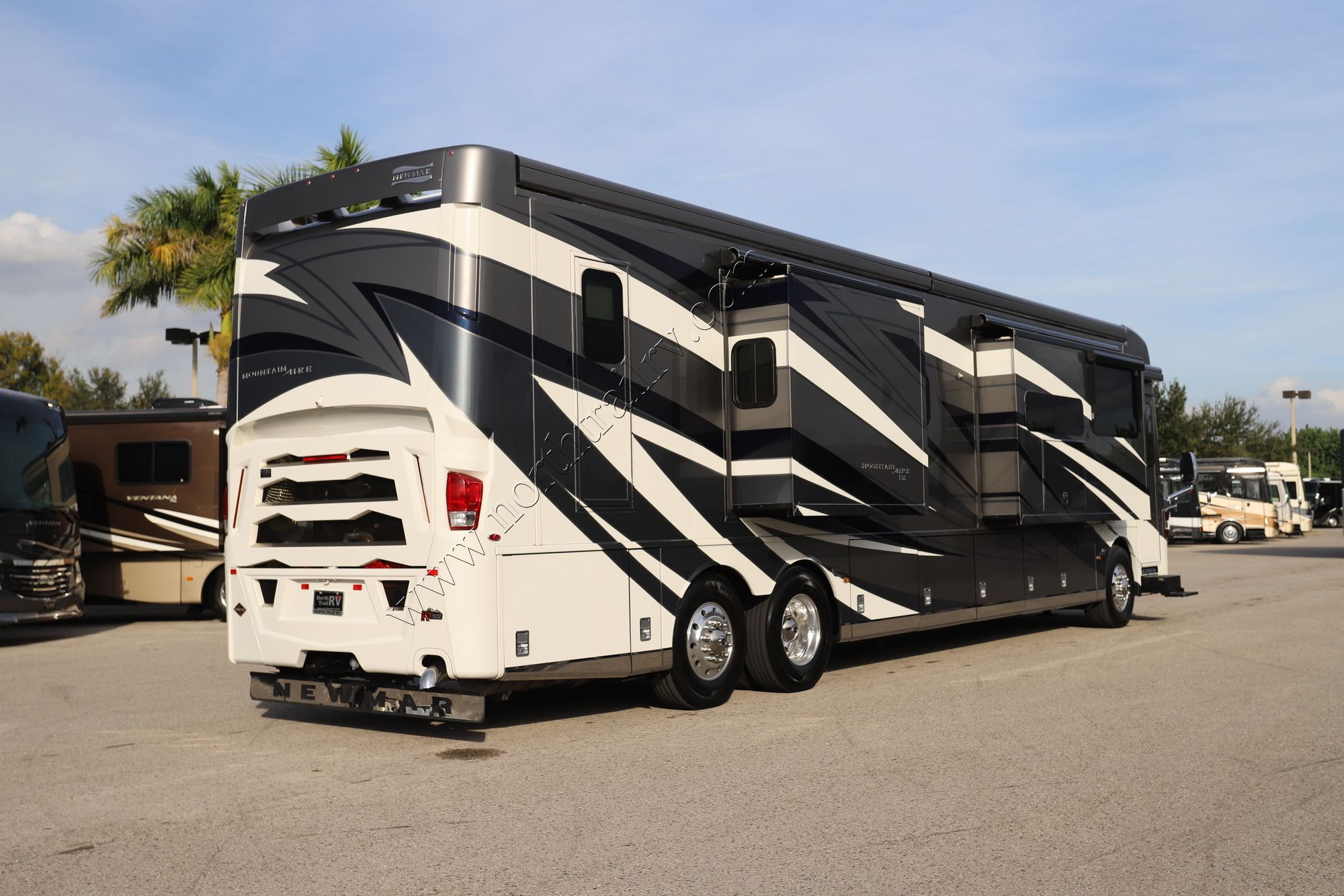 Used 2021 Newmar Mountain Aire 4535 Class A  For Sale