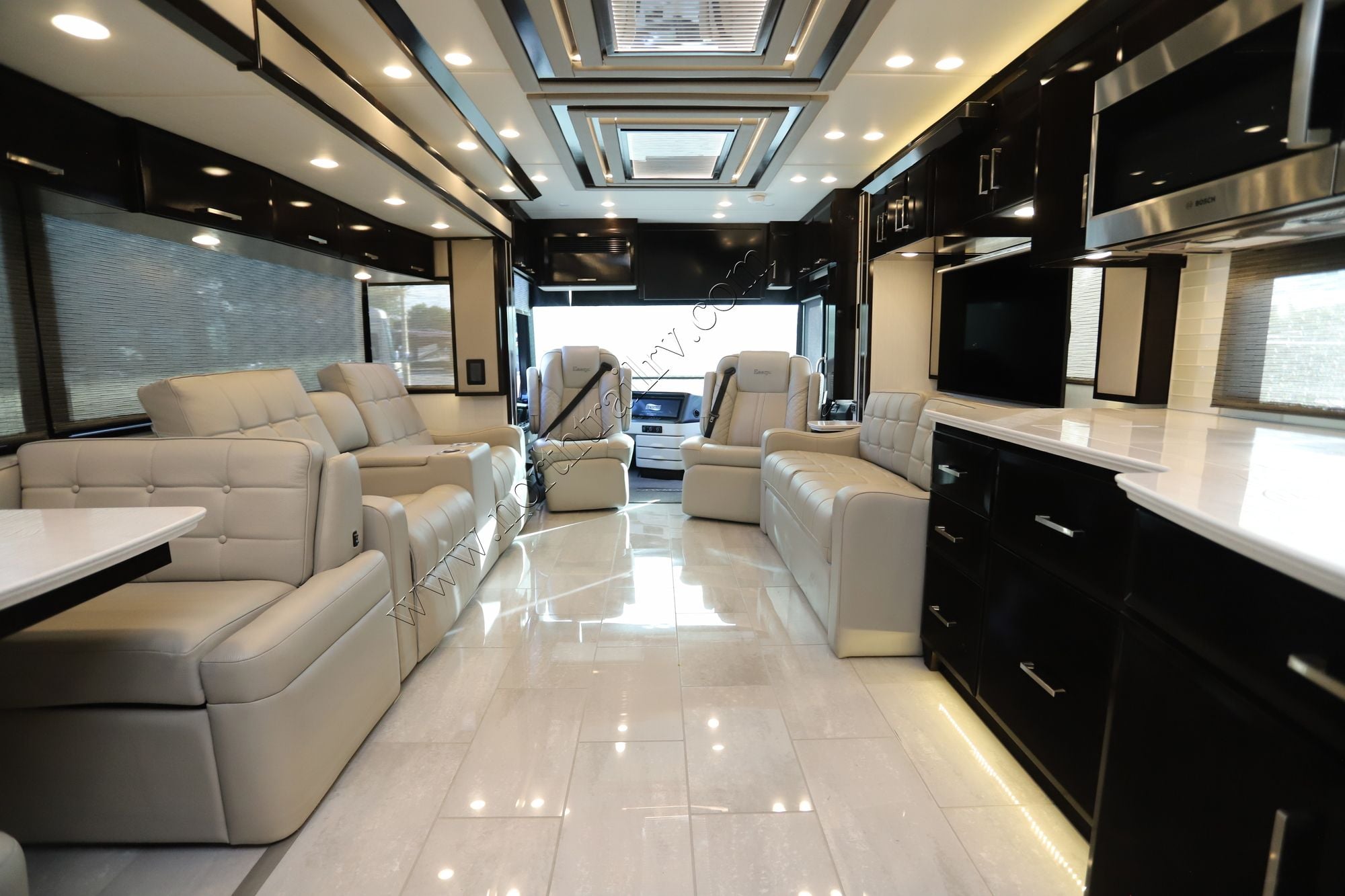 Used 2025 Newmar Essex 4551 Class A  For Sale