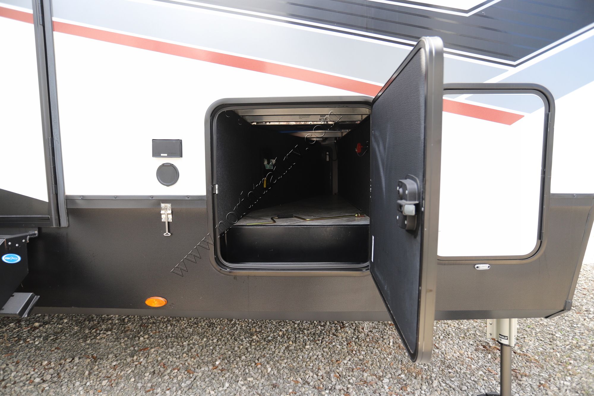 Used 2022 Grand Design Momentum 351M Fifth Wheel  For Sale