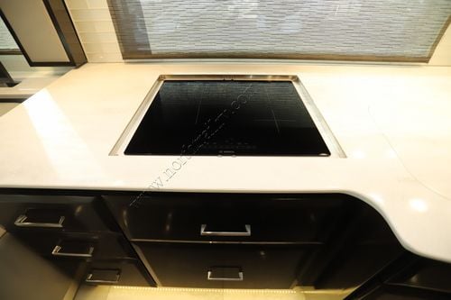 2025 Newmar Essex 4551