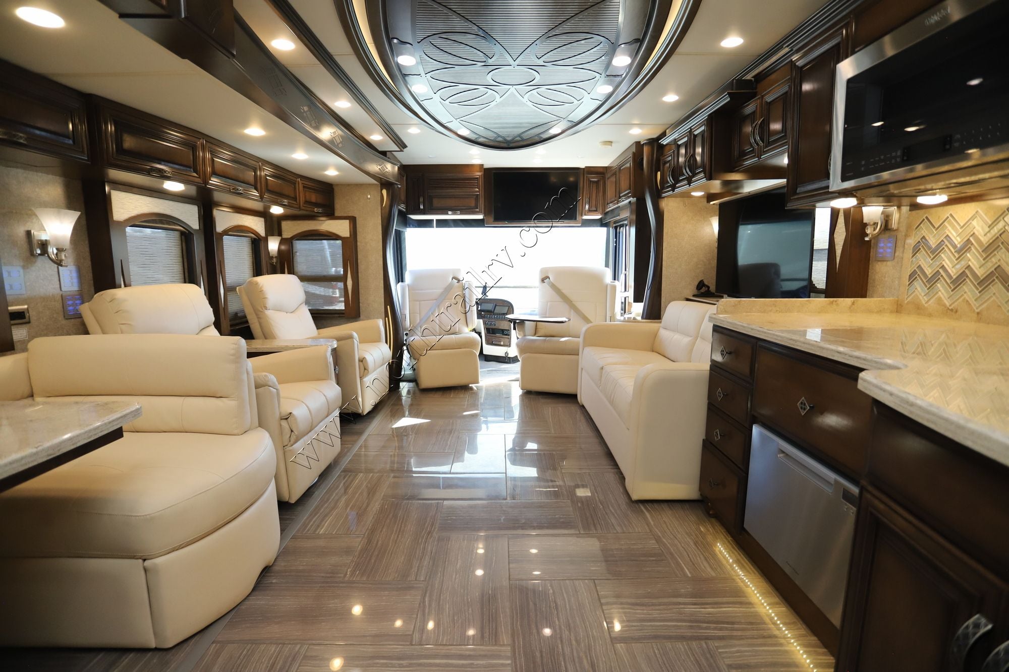 Used 2018 Newmar London Aire 4531 Class A  For Sale