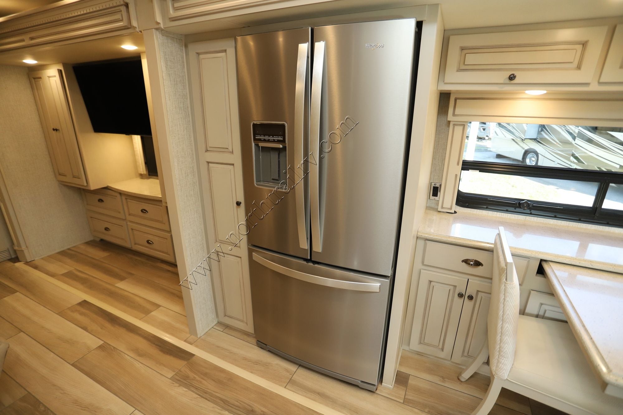 Used 2022 Newmar Dutch Star 4081 Class A  For Sale