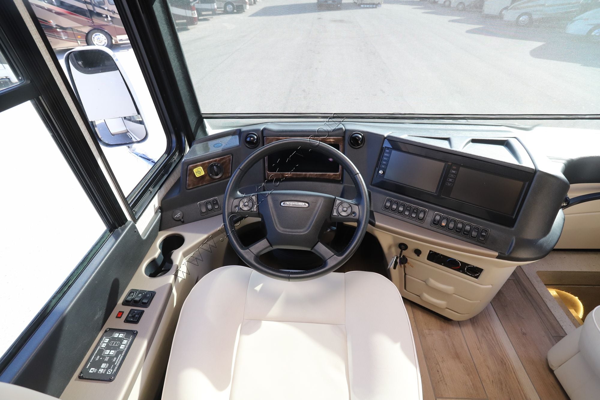 Used 2022 Newmar Dutch Star 4081 Class A  For Sale