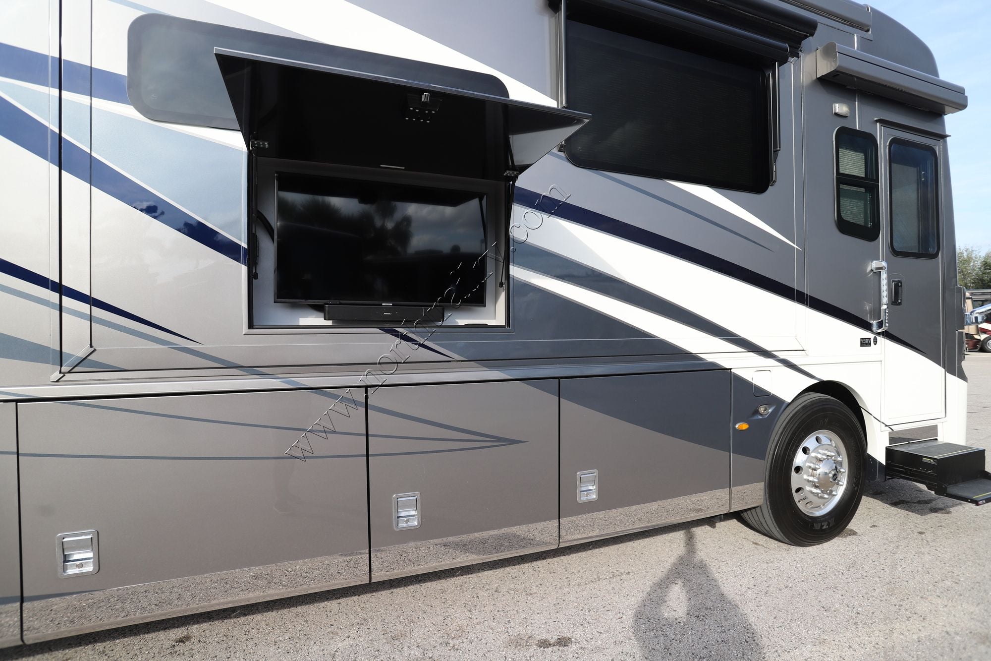 Used 2021 Newmar Mountain Aire 4535 Class A  For Sale