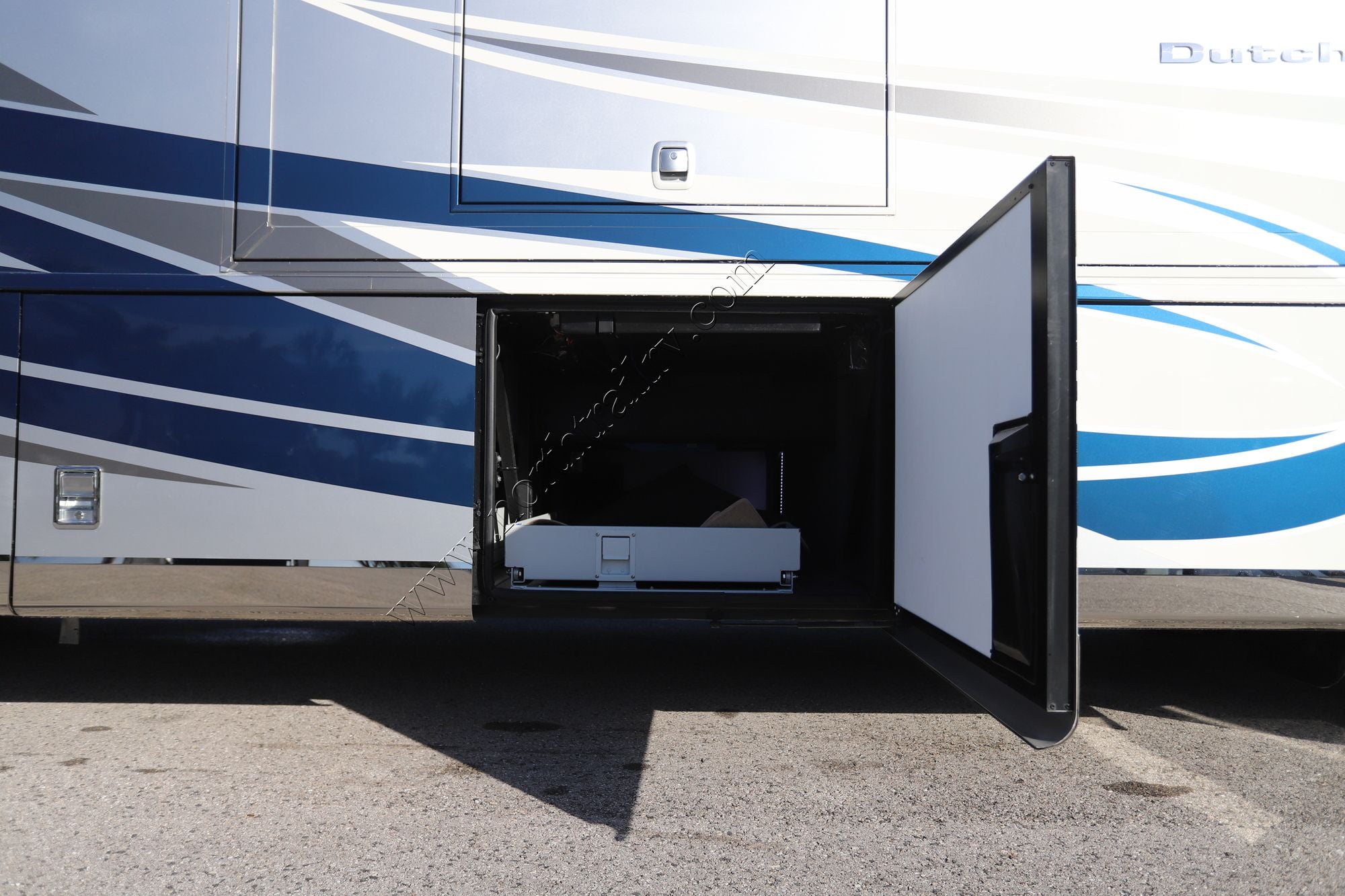 Used 2022 Newmar Dutch Star 4081 Class A  For Sale