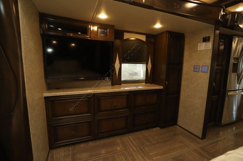 2018 Newmar London Aire 4531