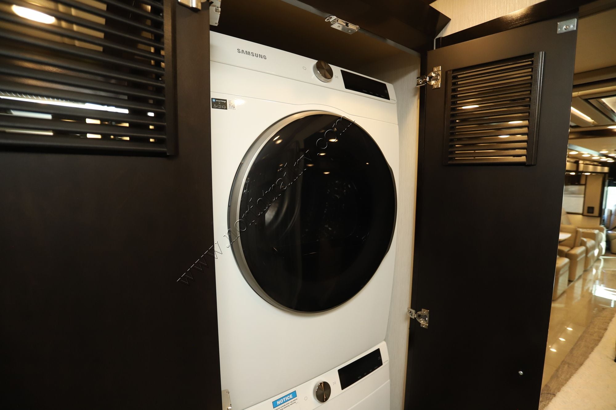 Used 2025 Newmar Essex 4551 Class A  For Sale