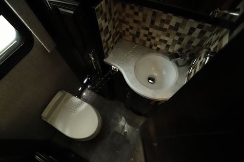 2021 Newmar Mountain Aire 4535