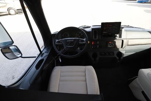 2026 Jayco Seneca Prestige 37K Super C