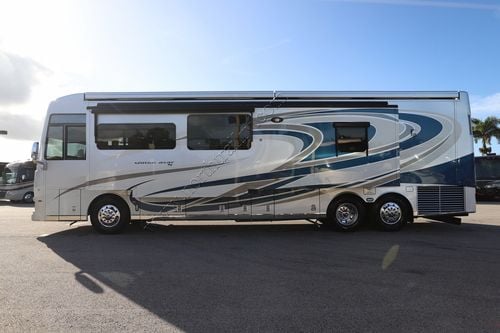 2022 Newmar Dutch Star 4081