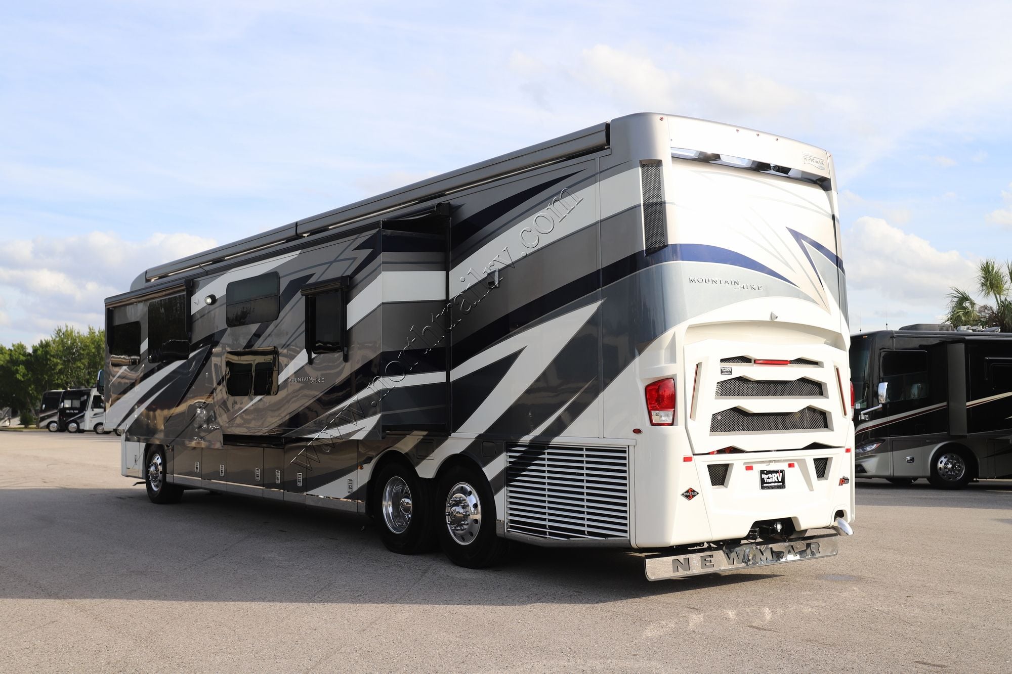 Used 2021 Newmar Mountain Aire 4535 Class A  For Sale