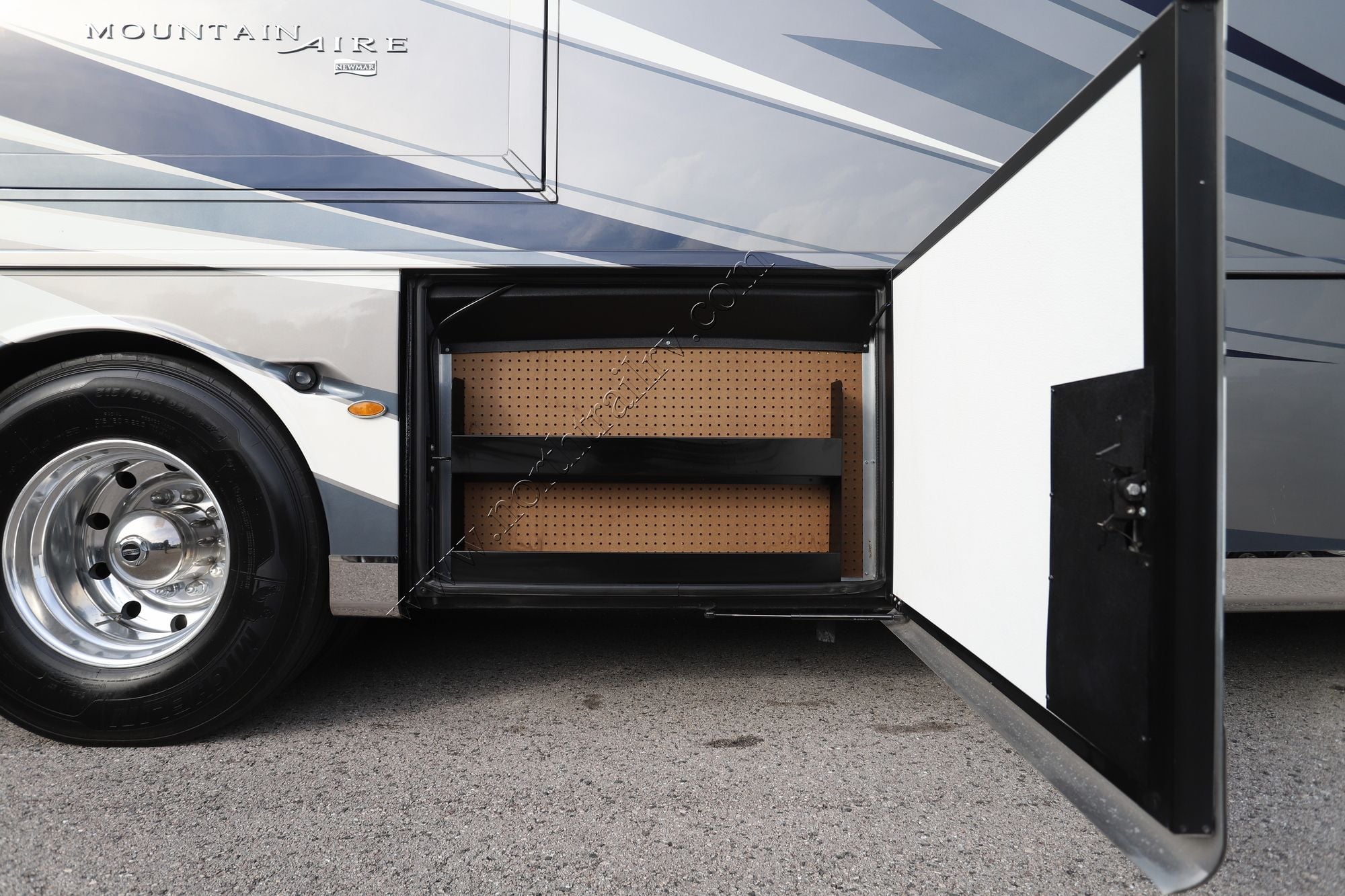 Used 2021 Newmar Mountain Aire 4535 Class A  For Sale